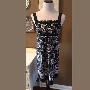 Ann Taylor LOFT Dress Black White Fit Flare Pleat